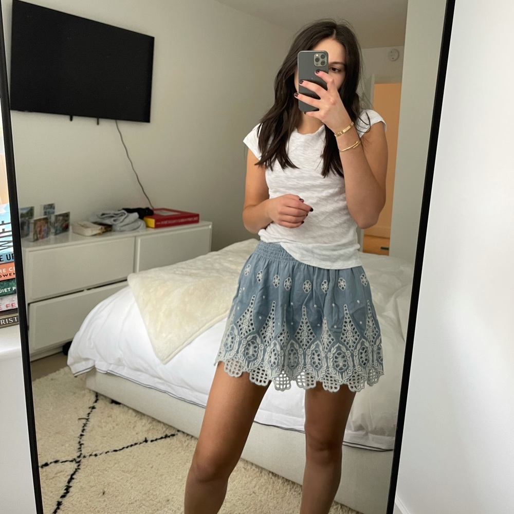 Joie mini skirt